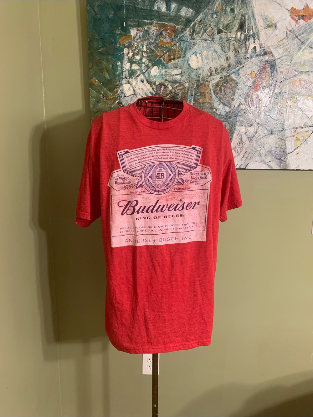 Budweiser T-shirt in size XL.